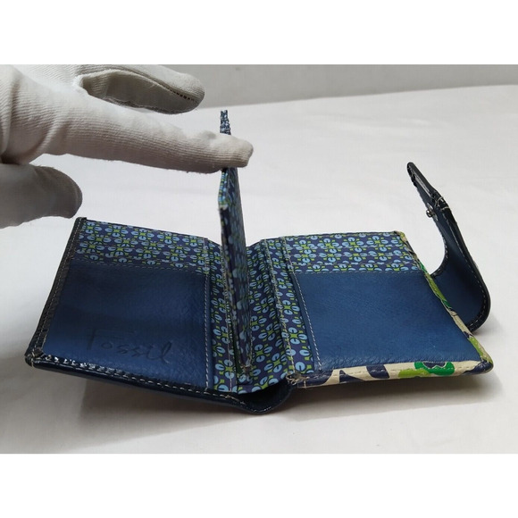 Fossil Multicolor Canvas Leather Trim Credit Card ID Window Bifold Wallet - Picture 10 of 16
